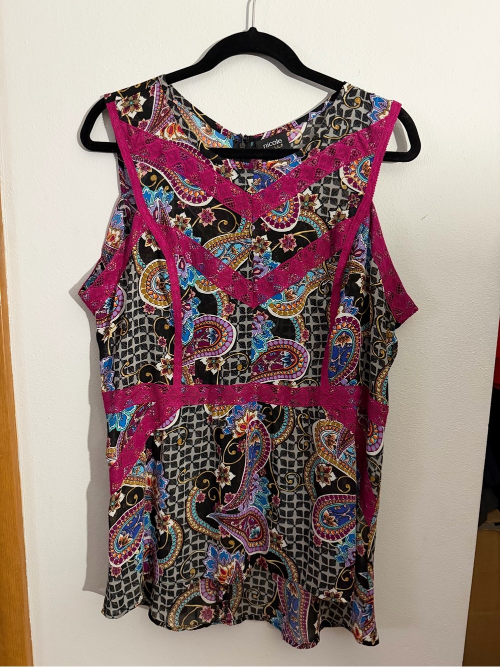 Nicole Multicolor Paisley Sleeveless Blouse with Magenta Trim
